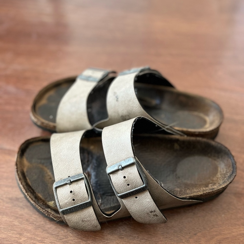 Nude Birkenstocks
